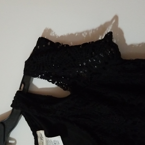 Brittany Black medium top - Picture 2 of 5